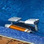 Robot pulitore piscine Maytronics dolphin explorer12